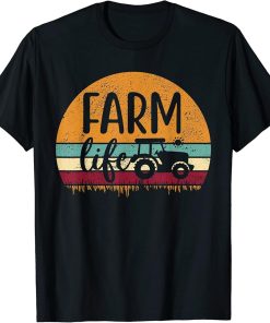 Retro Vintage Farm Life Farming Tractor Family Farmer Gift T-Shirt